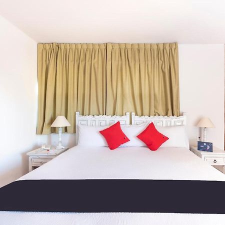 Suites Internacional Zapopan Esterno foto