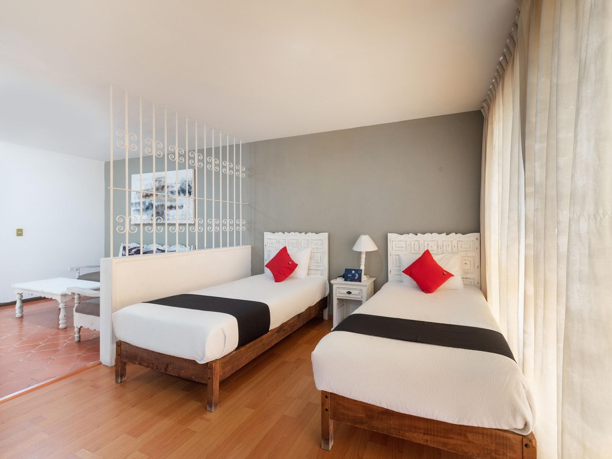 Suites Internacional Zapopan Esterno foto