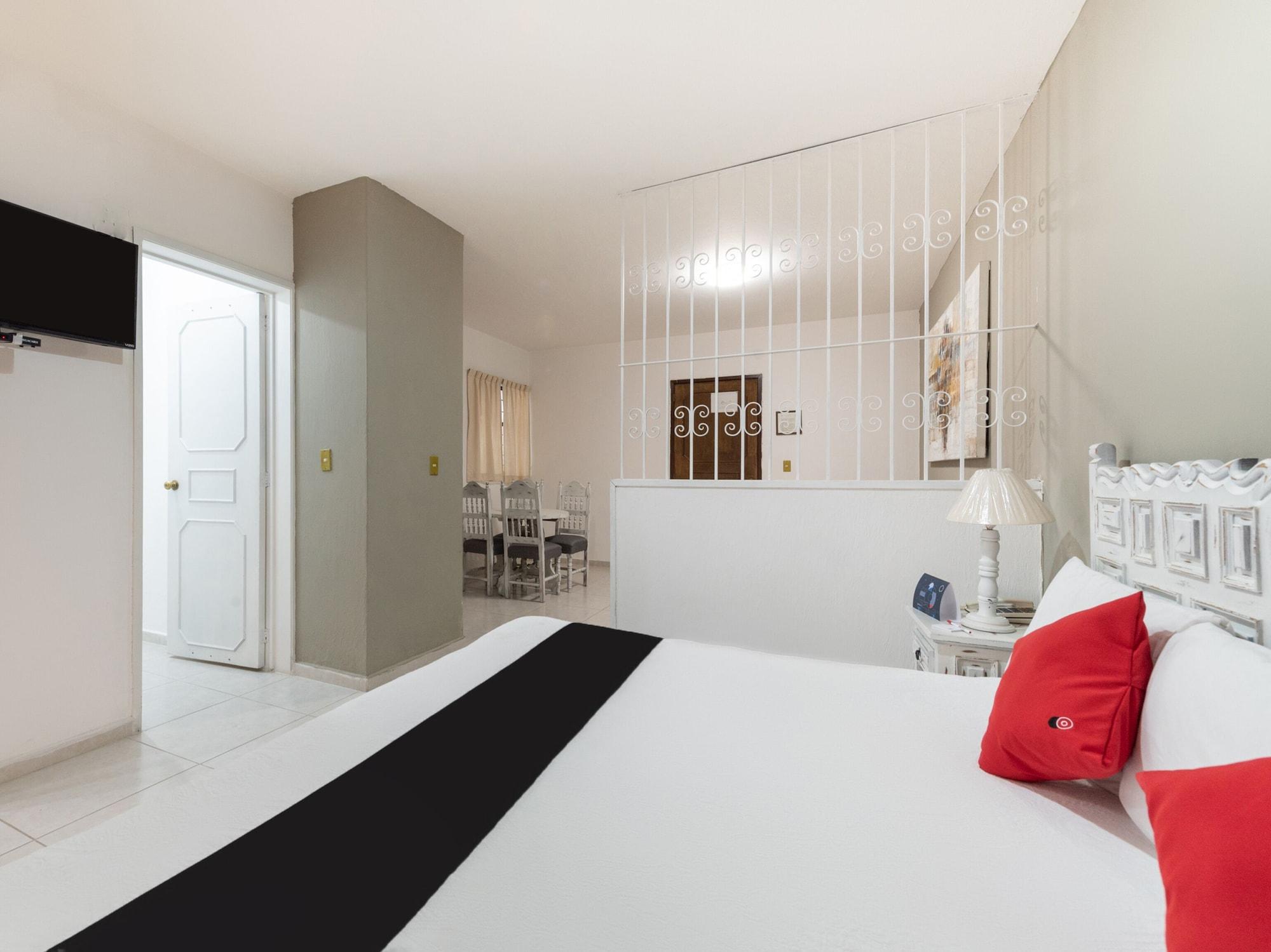 Suites Internacional Zapopan Esterno foto
