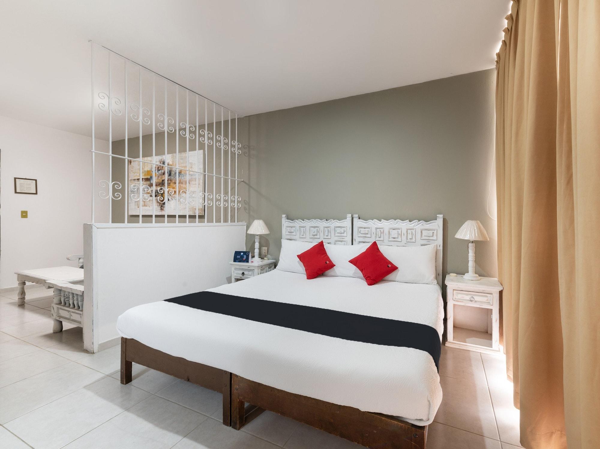 Suites Internacional Zapopan Esterno foto