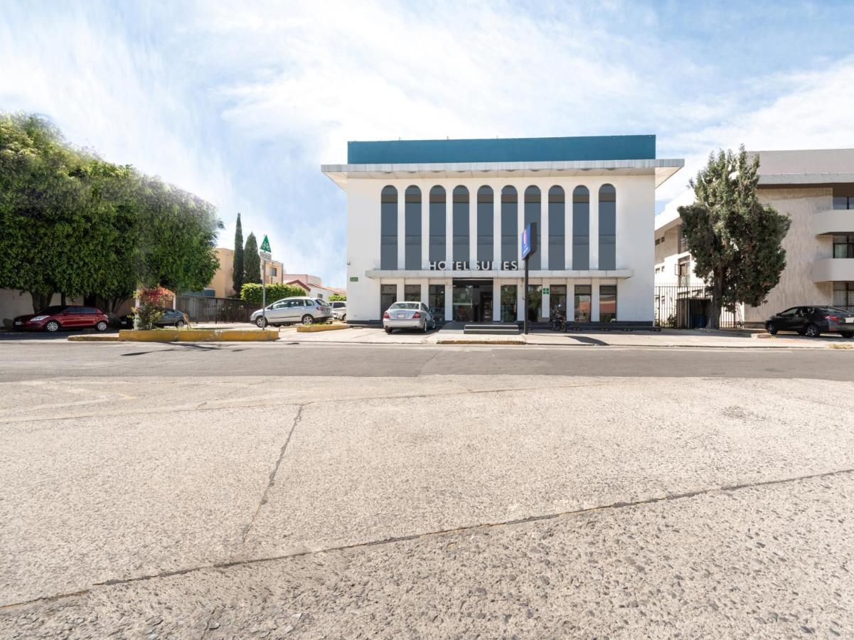 Suites Internacional Zapopan Esterno foto